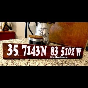 Custom Wooden Gatlinburg sign